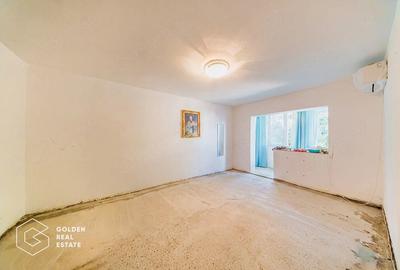 Apartament cu 3 camere decomandat în Alfa