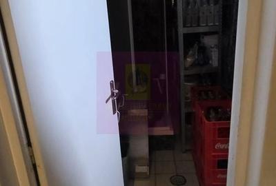 Spațiu comercial, de 250 mp, în Central