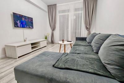 Apartament cu 2 camere semidecomandat în Metalurgiei