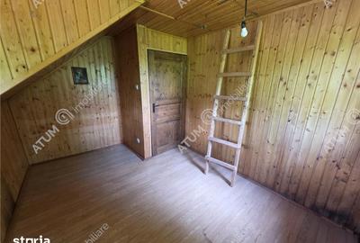 Casă cu 5 camere cu Teren 1000 Mp în Central