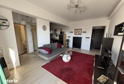 Apartament cu 2 camere semidecomandat în Centrul Civic