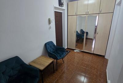 Apartament cu 2 camere semidecomandat în Vest
