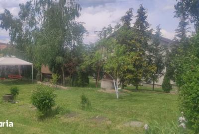 Casă cu 4 camere cu Teren 2600 Mp în Sânpaul