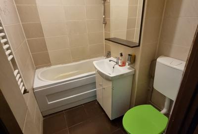 Apartament cu 2 camere semidecomandat în Sălăjan