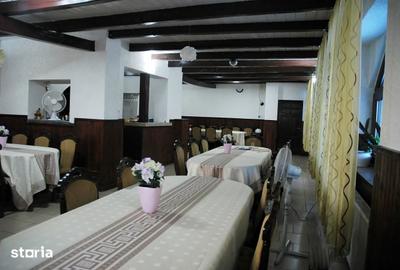 Casă cu 6 camere cu Teren 1359 Mp în Girișu de Criș - 13