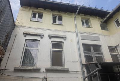 Apartament cu 2 camere decomandat în Știrbei Vodă