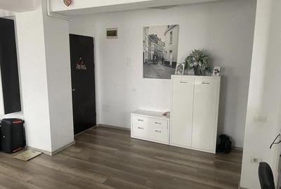 Apartament cu 2 camere decomandat în Carrefour - 4