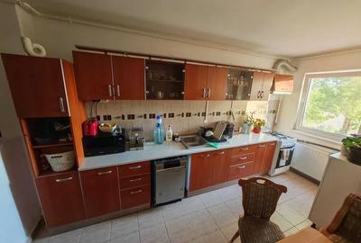 Apartament cu 2 camere decomandat, mobilat în Florești - 3