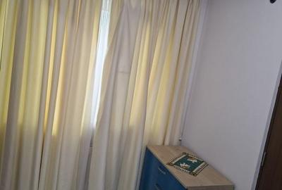 Apartament cu 3 camere semidecomandat în Valea Rosie