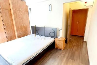 Apartament cu 3 camere semidecomandat în Andrei Mureșanu