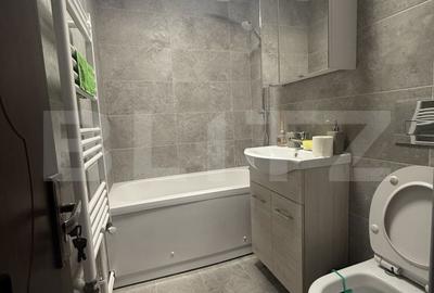 Apartament cu 2 camere în Micro 6 - 6