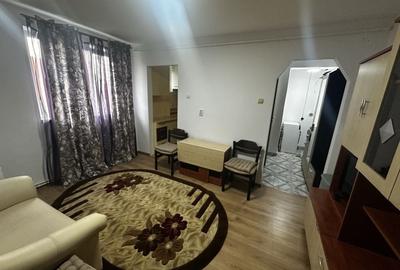 Apartament cu 2 camere semidecomandat în Micro 1 - 1