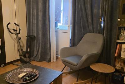 Apartament cu 3 camere decomandat în Sebastian