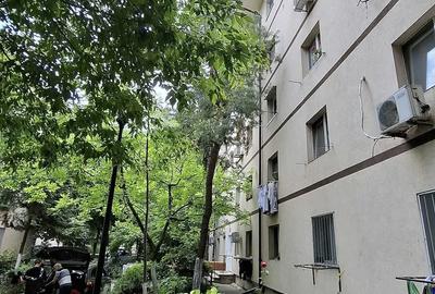 Apartament cu 2 camere semidecomandat în Brâncoveanu