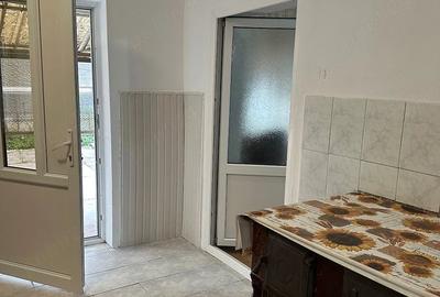 Casă cu 5 camere cu Teren 1440 Mp în Central