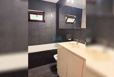 Apartament cu 3 camere decomandat în - 6