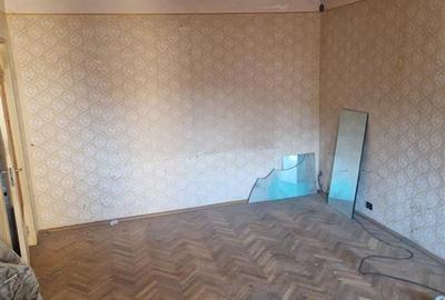 Apartament cu 3 camere decomandat în Soarelui - 8