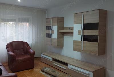 Apartament cu 2 camere decomandat în Kiseleff