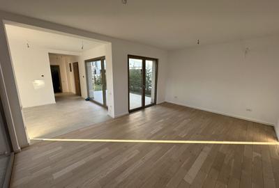 Duplex cu 4 camere cu Canalizare în Exterior Nord - 1