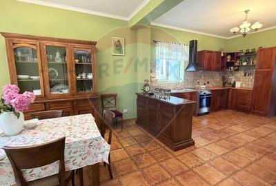 Casă individuală cu 4 camere cu Teren 1110 Mp în Bd. Coșbuc - 13