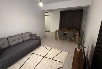 Apartament cu 2 camere, mobilat în Politehnica