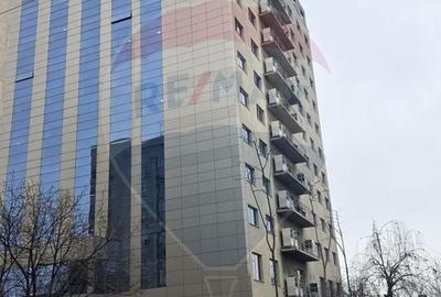 Birou, de 8,706 mp, în 13 Septembrie - 20