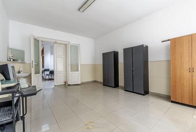 Casă individuală cu 4 camere cu Canalizare în Ultracentral - 2