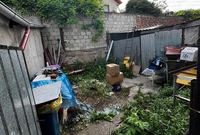 Casă cu 4 camere în Central - 1