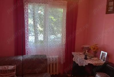 Apartament cu 3 camere decomandat în Luncă