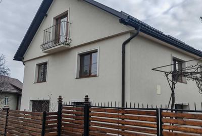 Casă cu 3 camere în Central - 9