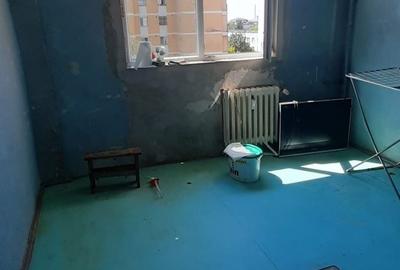 Apartament cu 2 camere decomandat în Drumul Taberei