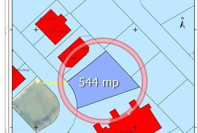 Teren de 544 mp, în Central