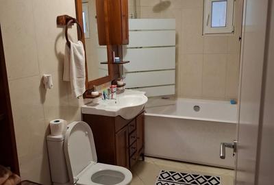 Apartament cu 4 camere decomandat în Cug - 2