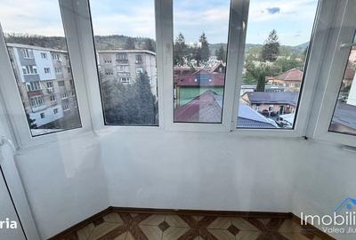 Apartament cu 2 camere în Petros