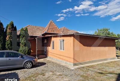 Casă cu 3 camere cu Teren 1140 Mp în Florești