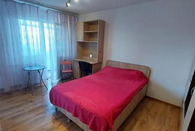 Garsonieră semidecomandată, mobilată în Podu Roș