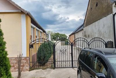 Casă cu Teren 650 Mp în Grabaț - 3