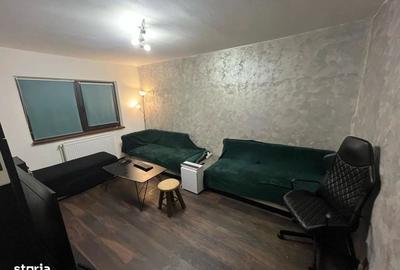 Apartament cu 2 camere decomandat în CET