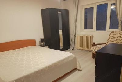 Apartament cu 4 camere decomandat în Brâncoveanu