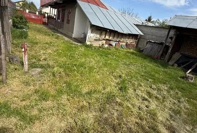 Casă cu 3 camere cu Teren 550 Mp în Râmnicu Sărat