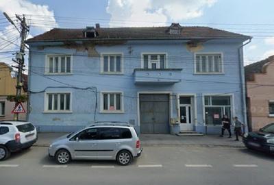 Spațiu comercial, de 907 mp, în Central