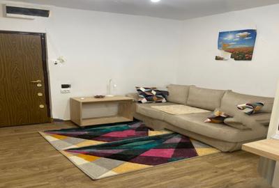 Garsonieră decomandată, mobilată în Ozana