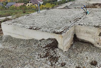 Spațiu comercial, în Sântuhalm