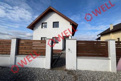 Casă cu 4 camere cu Teren 500 Mp în Arcuș