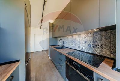Apartament cu 3 camere semidecomandat, mobilat în UTA - 9