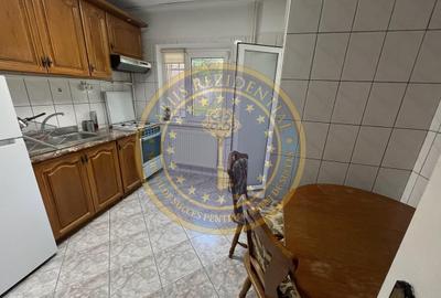 Garsonieră decomandată în 13 Septembrie