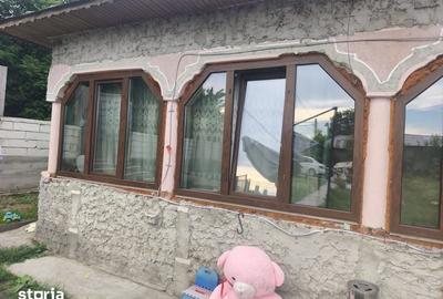 Casă cu 4 camere cu Teren 134 Mp în Herăști - 7