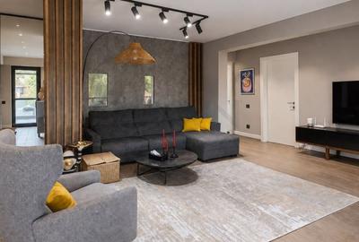 Apartament cu 4 camere decomandat, mobilat în Pipera