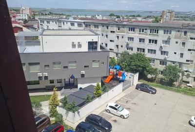 Garsonieră decomandată în Central - 2