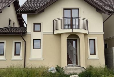 Casă cu 4 camere cu Teren 360 Mp în Sânandrei - 2